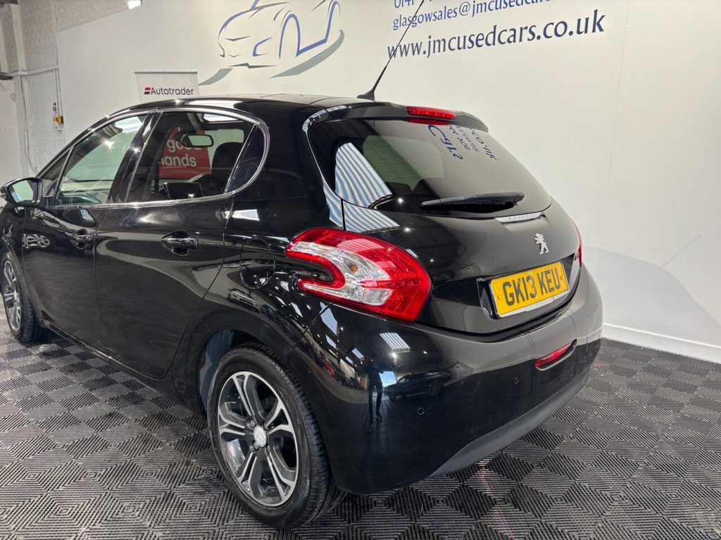 Used Peugeot 208 2013 for sale - 77835028: Photo 17