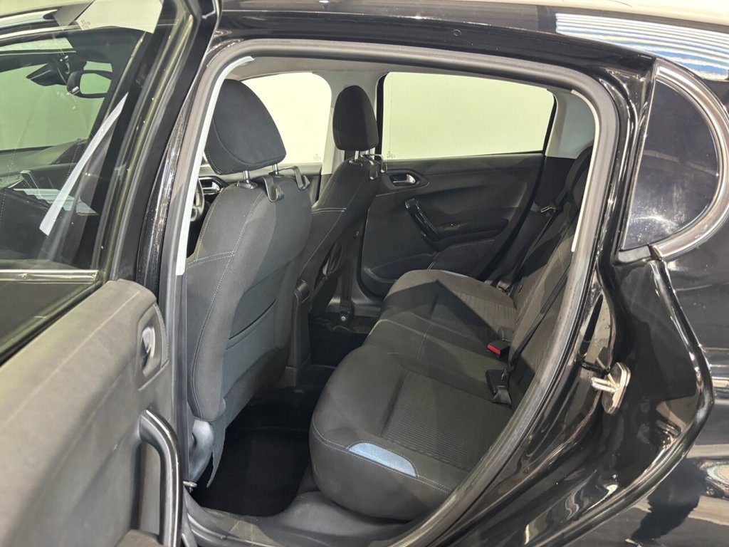 Used Peugeot 208 2013 for sale - 77835028: Photo 42