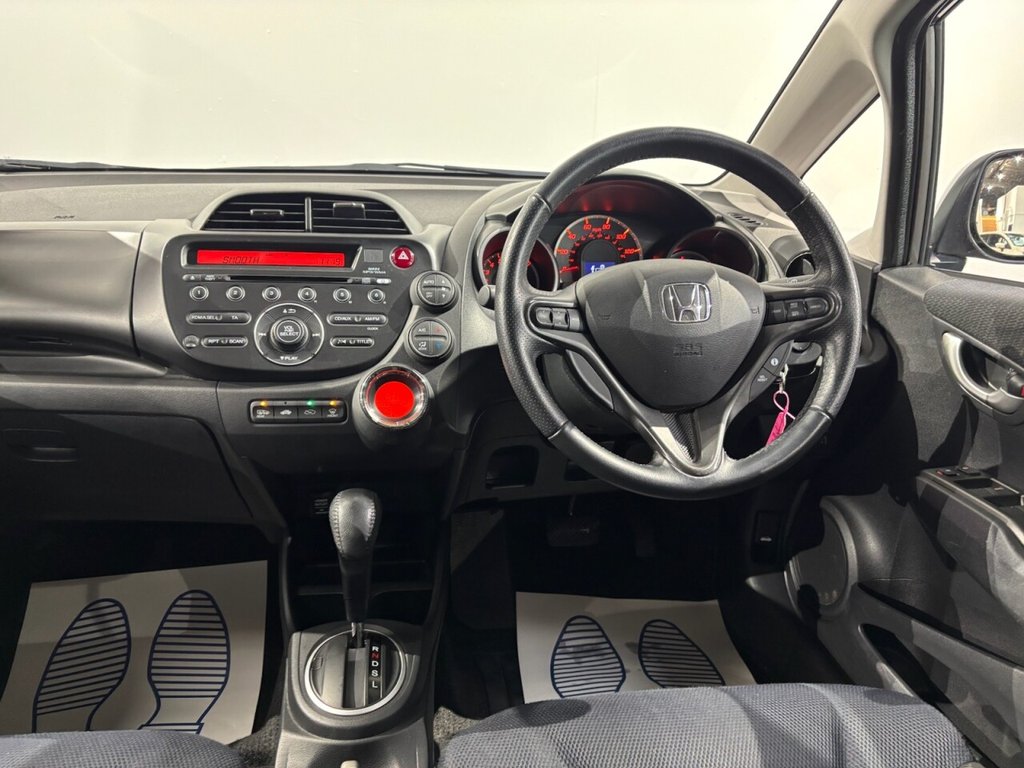 Used Honda Jazz 2015 for sale - 76740292: Photo 17