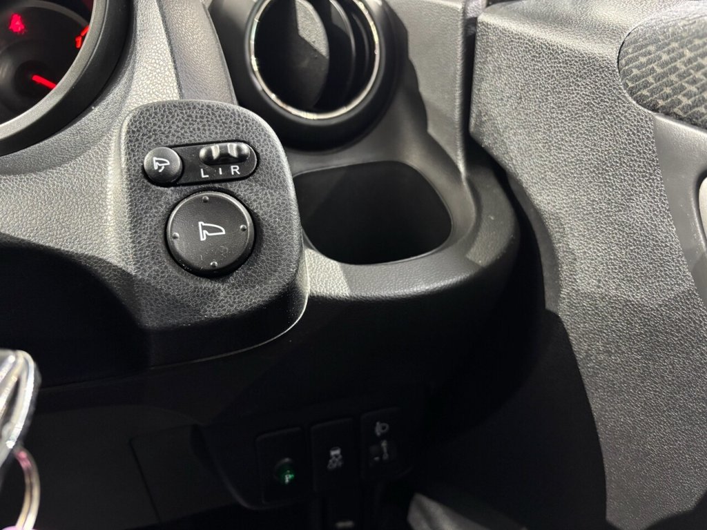 Used Honda Jazz 2015 for sale - 76740292: Photo 36