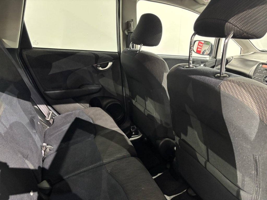 Used Honda Jazz 2015 for sale - 76740292: Photo 39