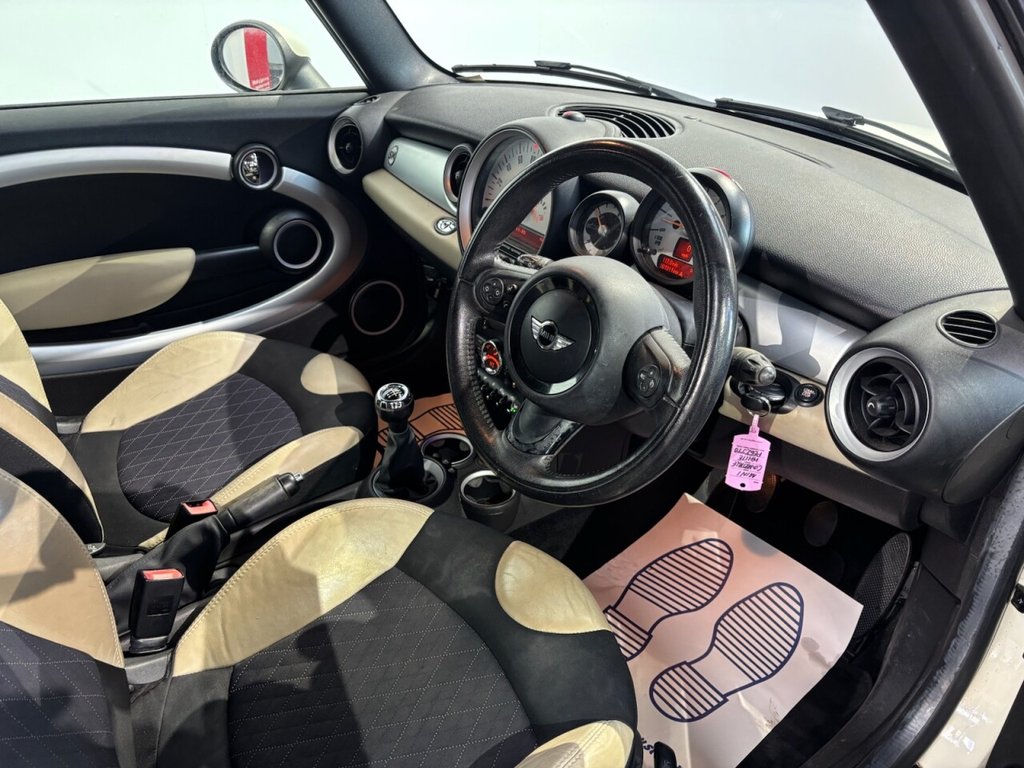 Used MINI Convertible 2012 for sale - 76642134: Photo 33