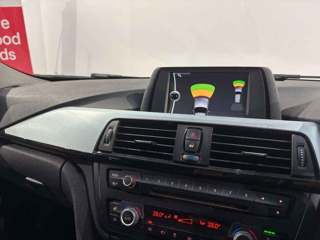 Used BMW 3 Series 2014 for sale - 77302148: Photo 30