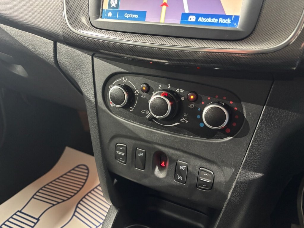 Used Dacia Sandero Stepway 2019 for sale - 76740248: Photo 33