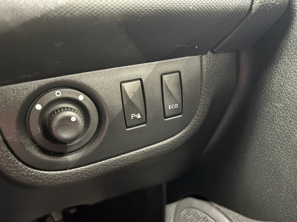 Used Dacia Sandero Stepway 2019 for sale - 76740248: Photo 35