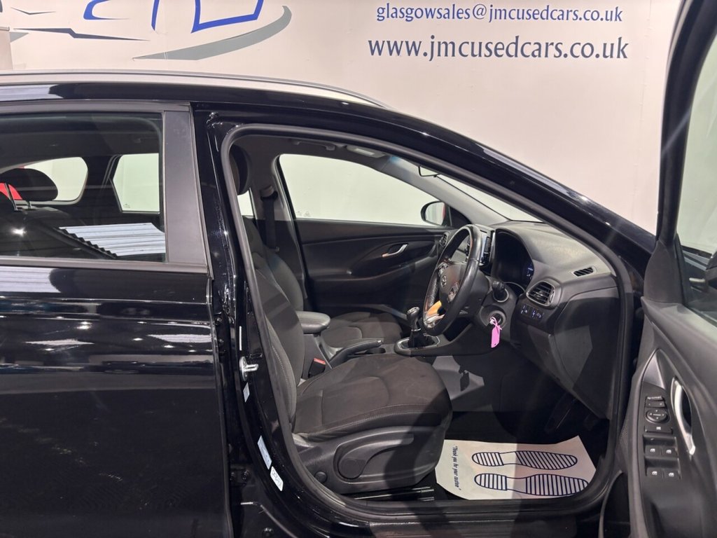 Used Hyundai i30 2019 for sale - 76820701: Photo 24