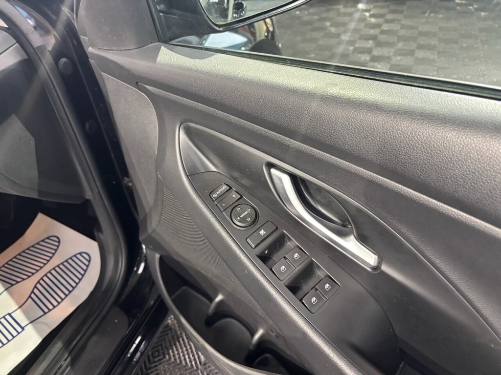 Used Hyundai i30 2019 for sale - 76820701: Photo 35