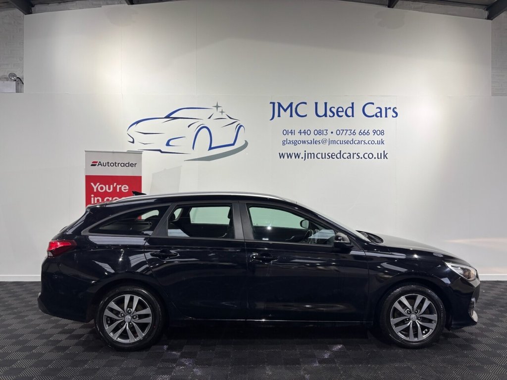 Used Hyundai i30 2019 for sale - 76820701: Photo 6
