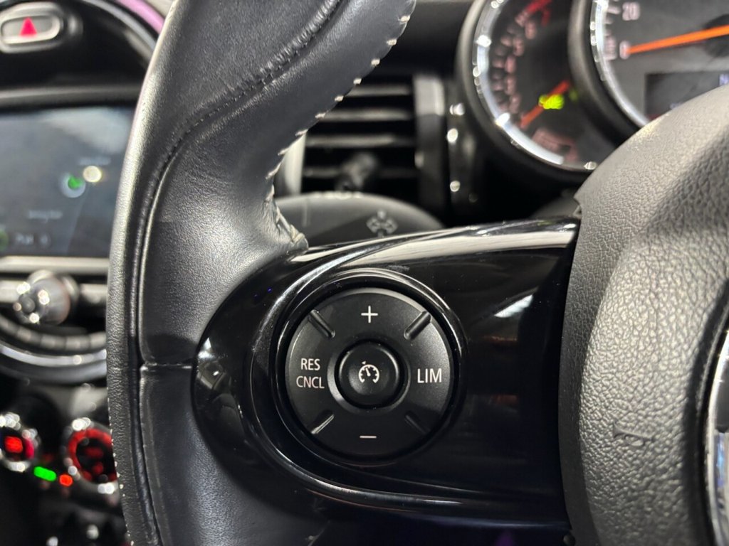 Used MINI Hatch 2018 for sale - 76626484: Photo 28