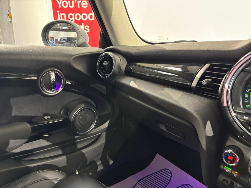 Used MINI Hatch 2018 for sale - 76626484: Photo 31