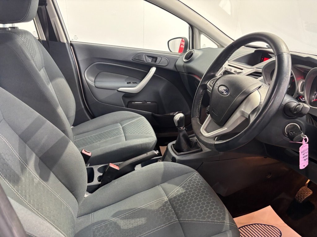 Used Ford Fiesta 2011 for sale - 78044299: Photo 14