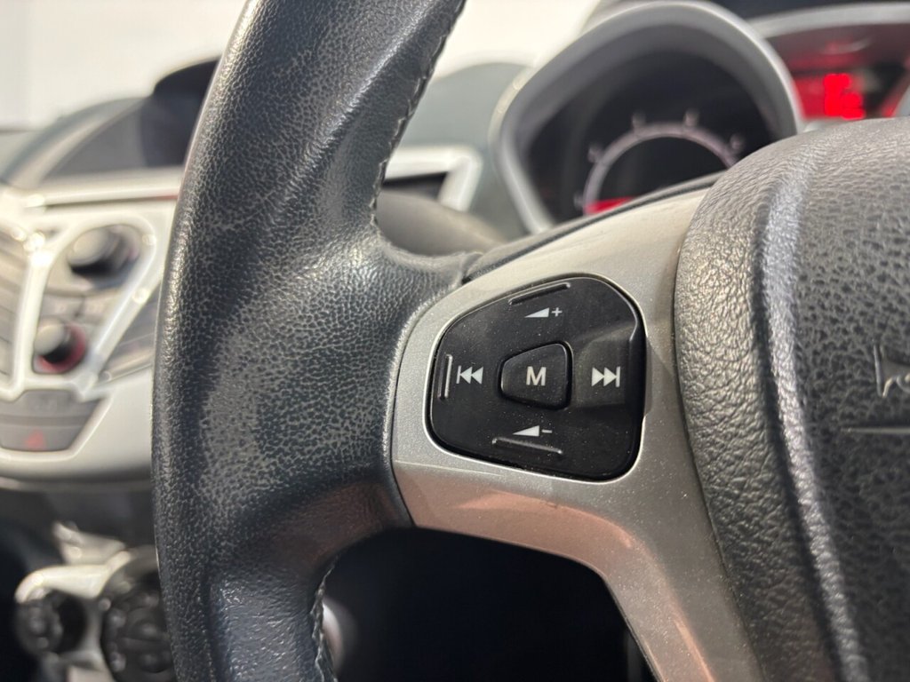 Used Ford Fiesta 2011 for sale - 78044299: Photo 26