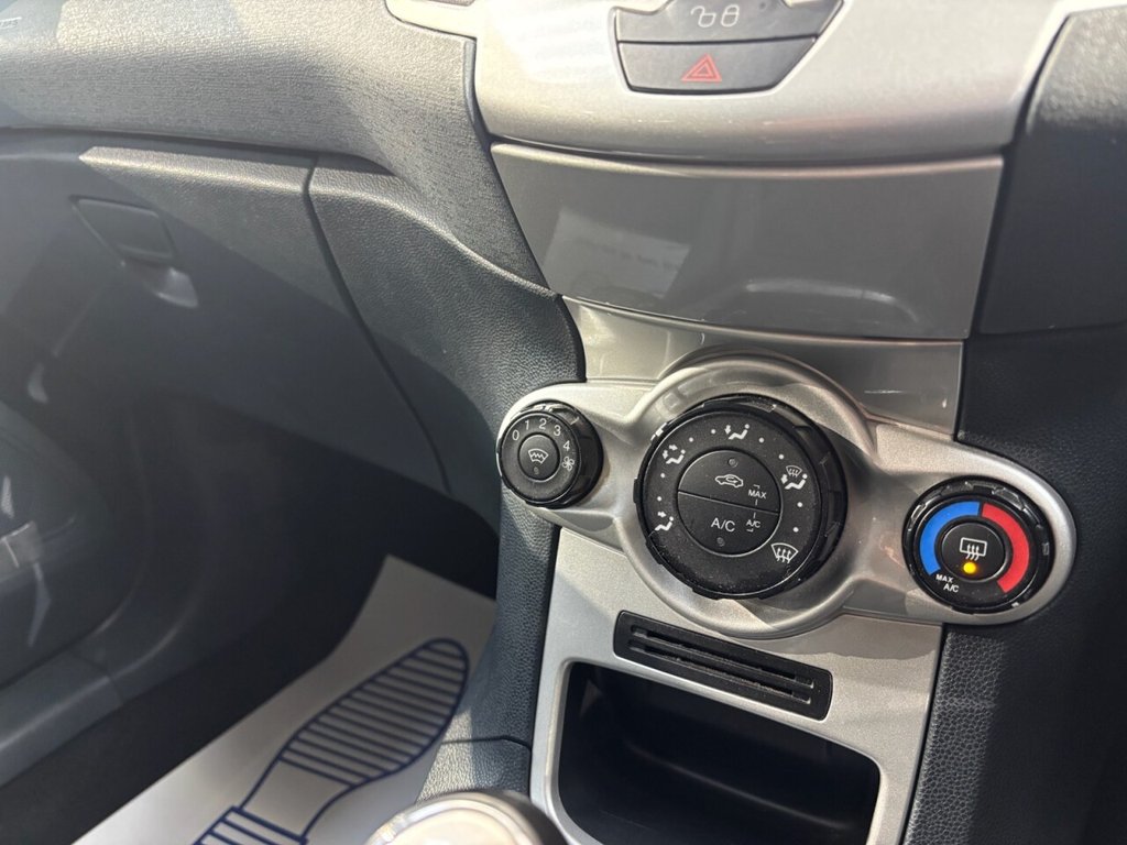Used Ford Fiesta 2011 for sale - 78044299: Photo 30