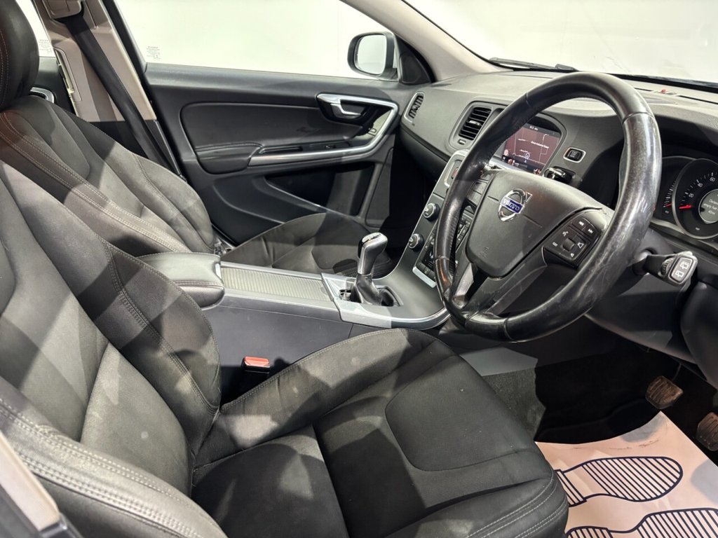 Used Volvo V60 2017 for sale - 77520524: Photo 15