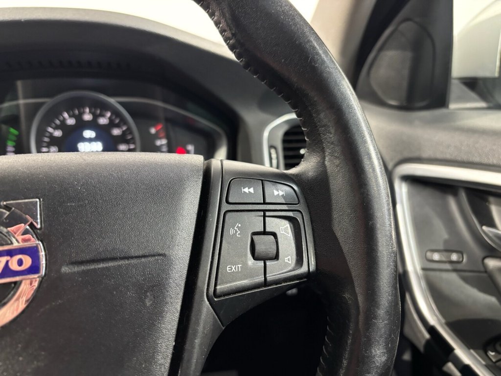 Used Volvo V60 2017 for sale - 77520524: Photo 26