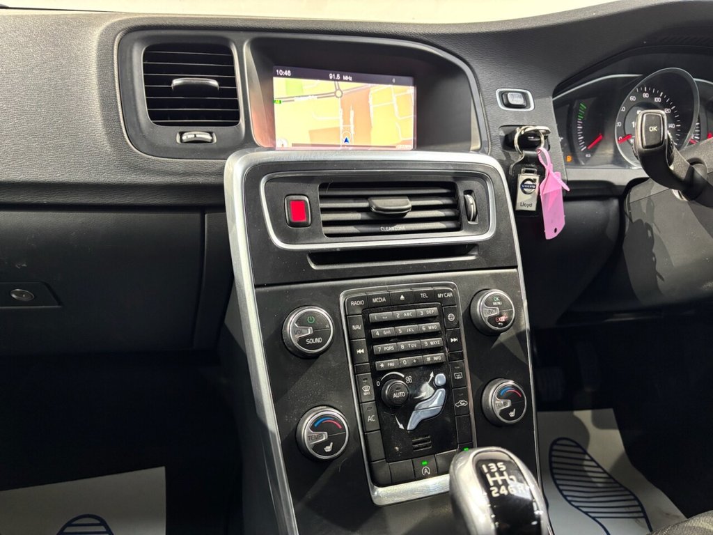 Used Volvo V60 2017 for sale - 77520524: Photo 28