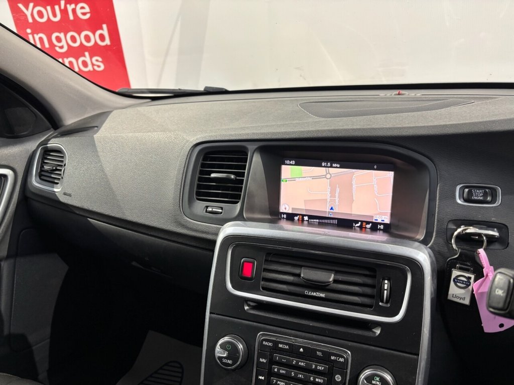 Used Volvo V60 2017 for sale - 77520524: Photo 29