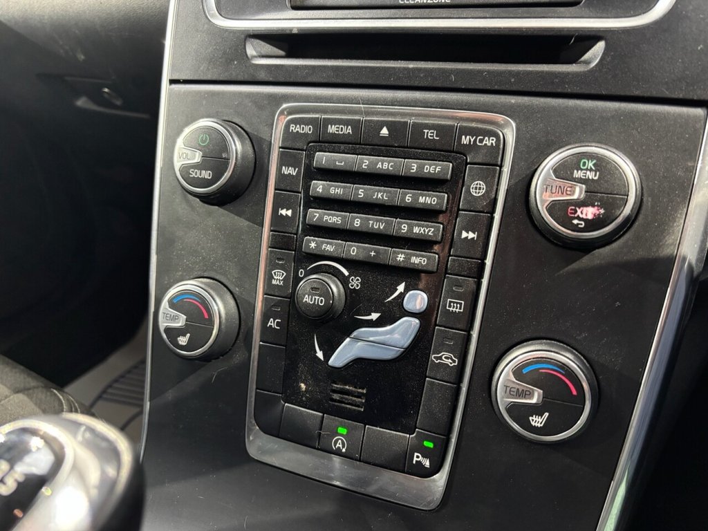 Used Volvo V60 2017 for sale - 77520524: Photo 31