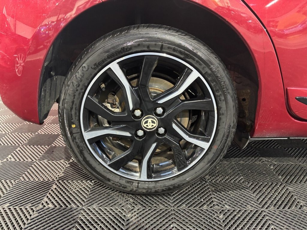 Used Toyota Yaris 2017 for sale - 77668941: Photo 49