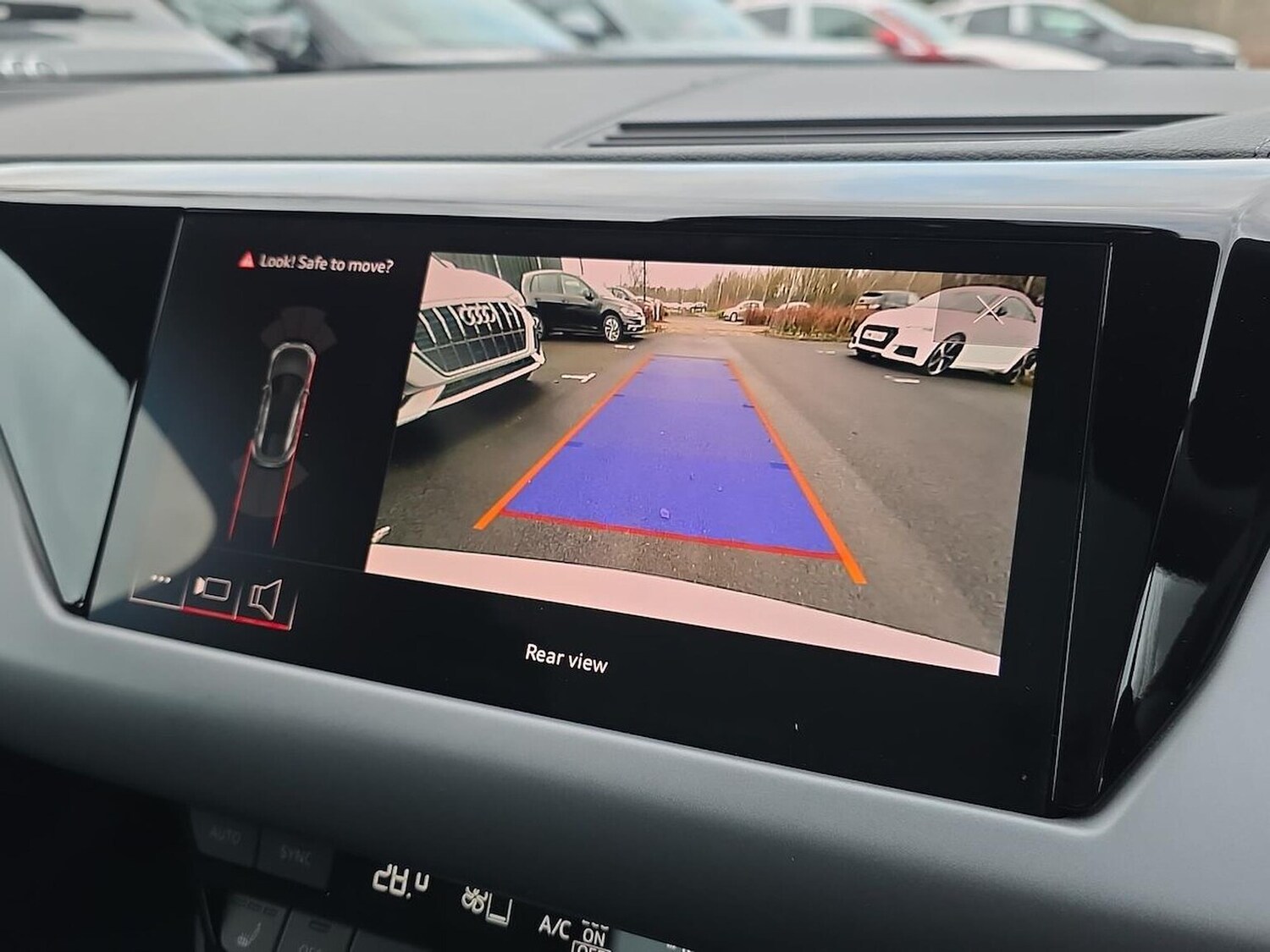 Used Audi e-tron GT 2023 for sale - 77639263: Photo 23