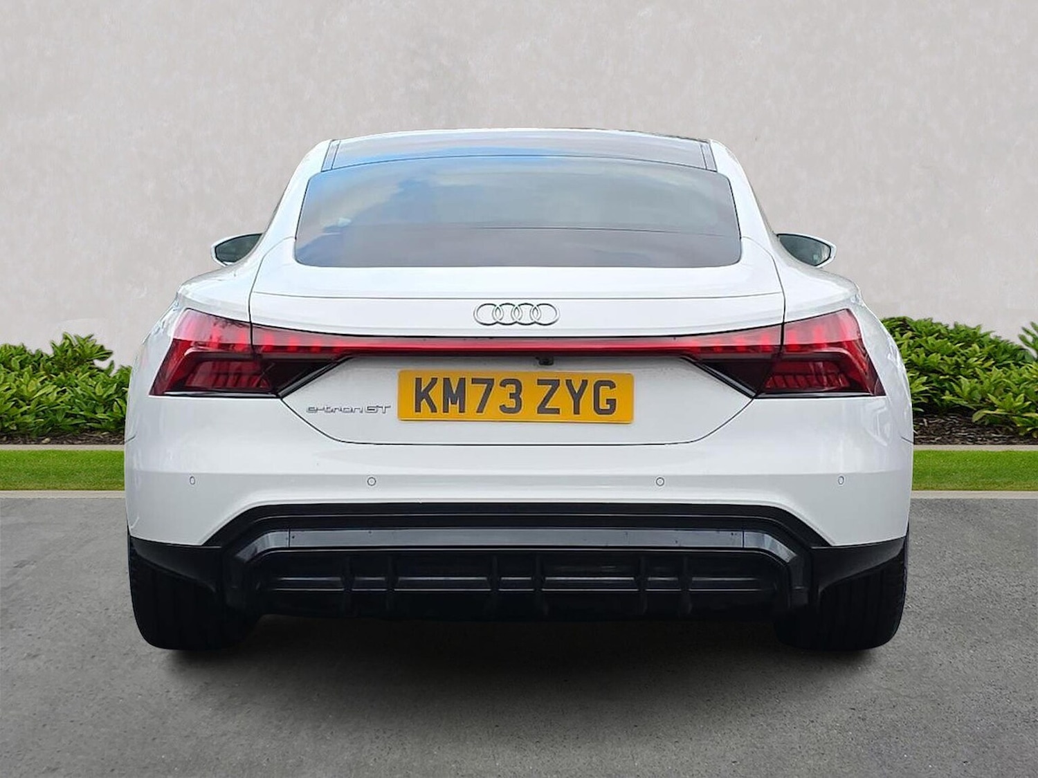 Used Audi e-tron GT 2023 for sale - 77639263: Photo 4