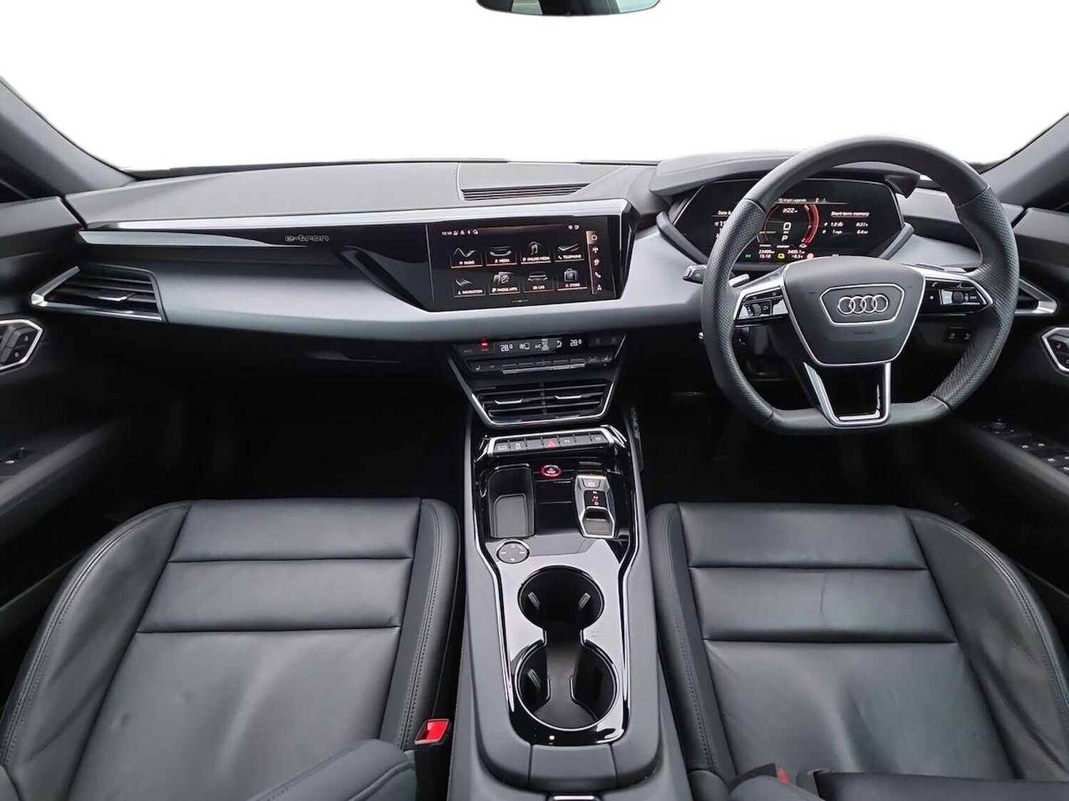 Used Audi e-tron GT 2023 for sale - 77639263: Photo 8