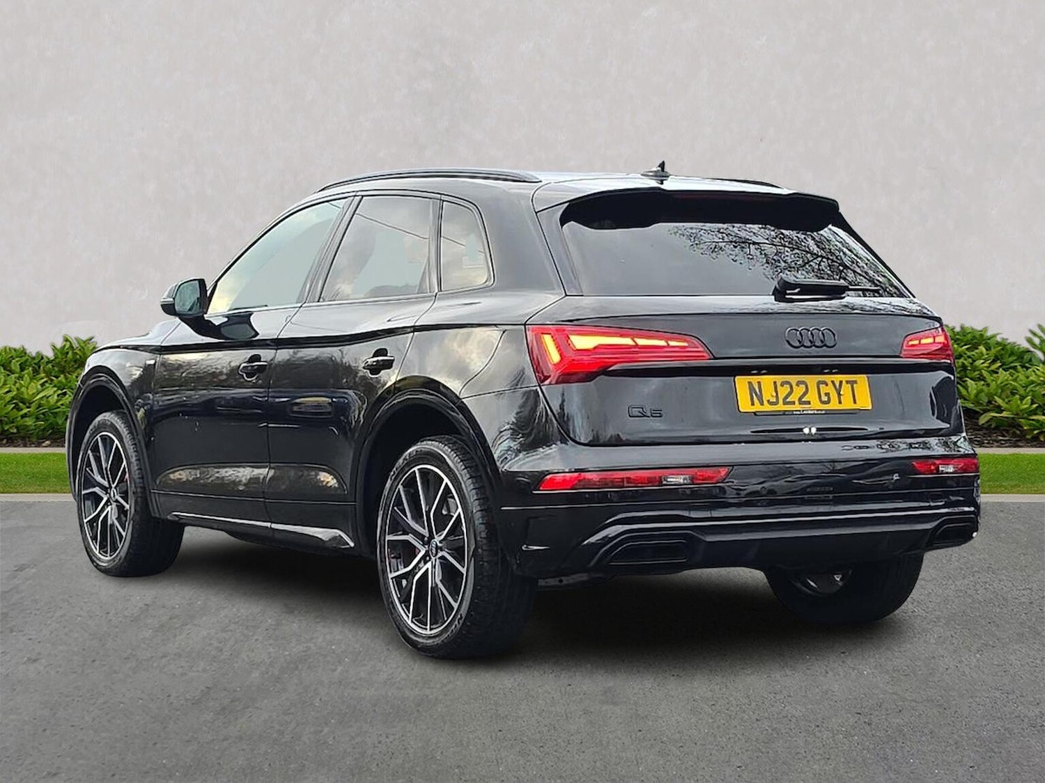 Used Audi Q5 2022 for sale - 76831968: Photo 2