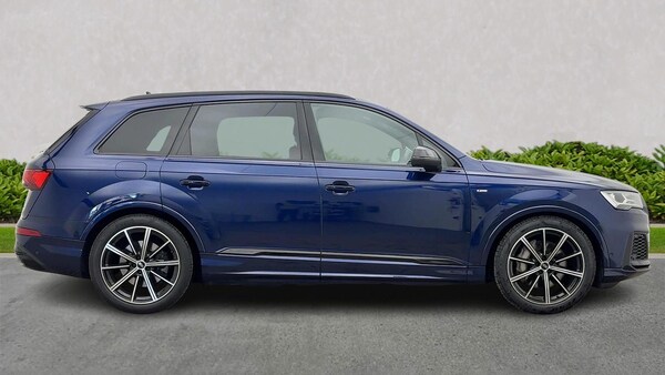 Used Audi Q7 2022 for sale - 76299411: Photo 3