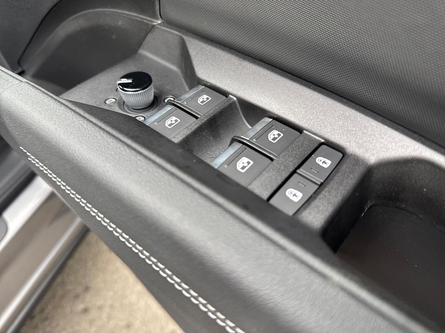 Used Audi Q4 e-tron 2025 for sale - 76335171: Photo 21