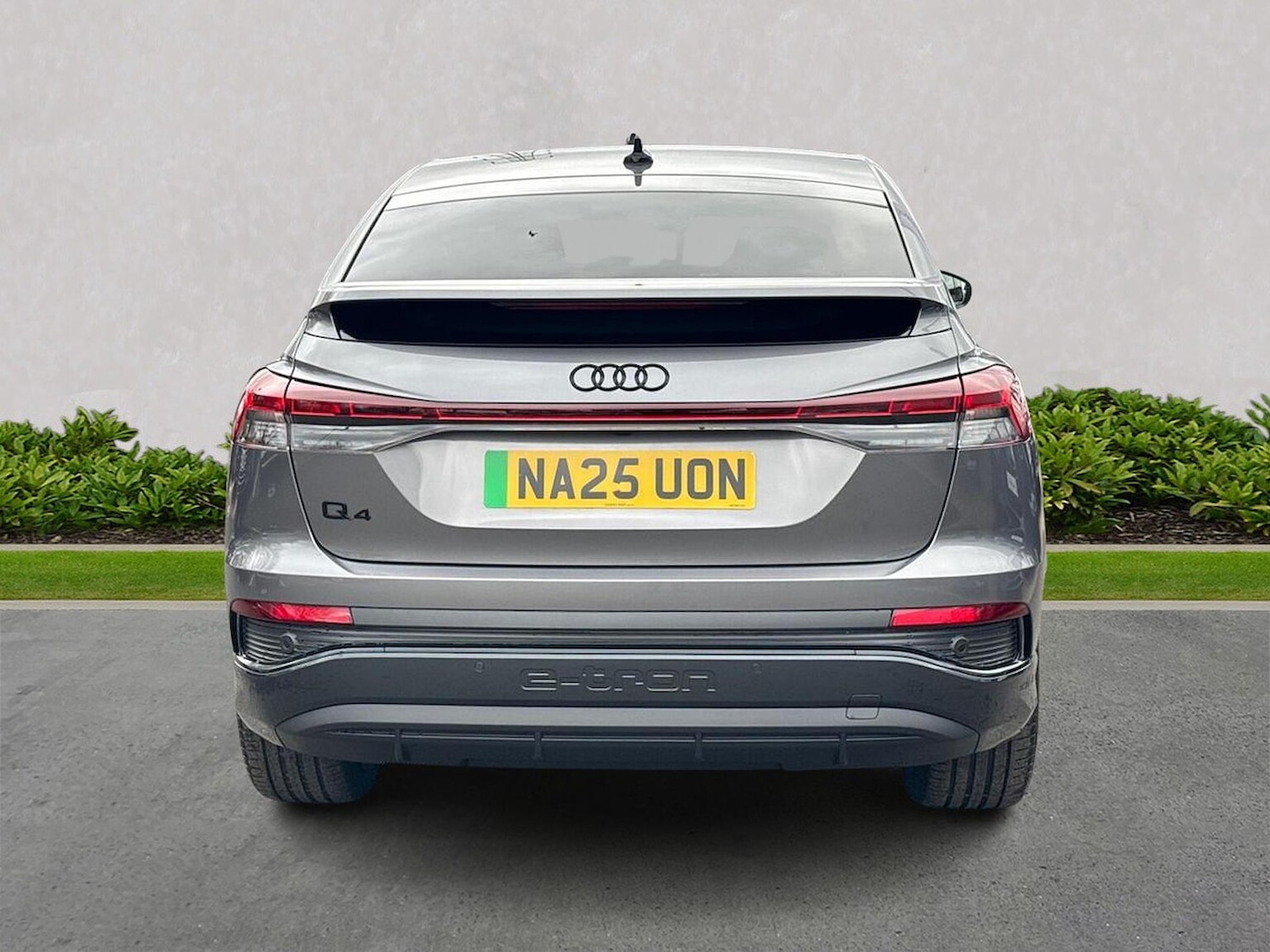Used Audi Q4 e-tron 2025 for sale - 76335171: Photo 4