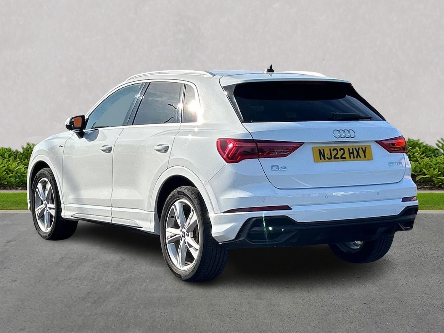 Used Audi Q3 2022 for sale - 78193815: Photo 2