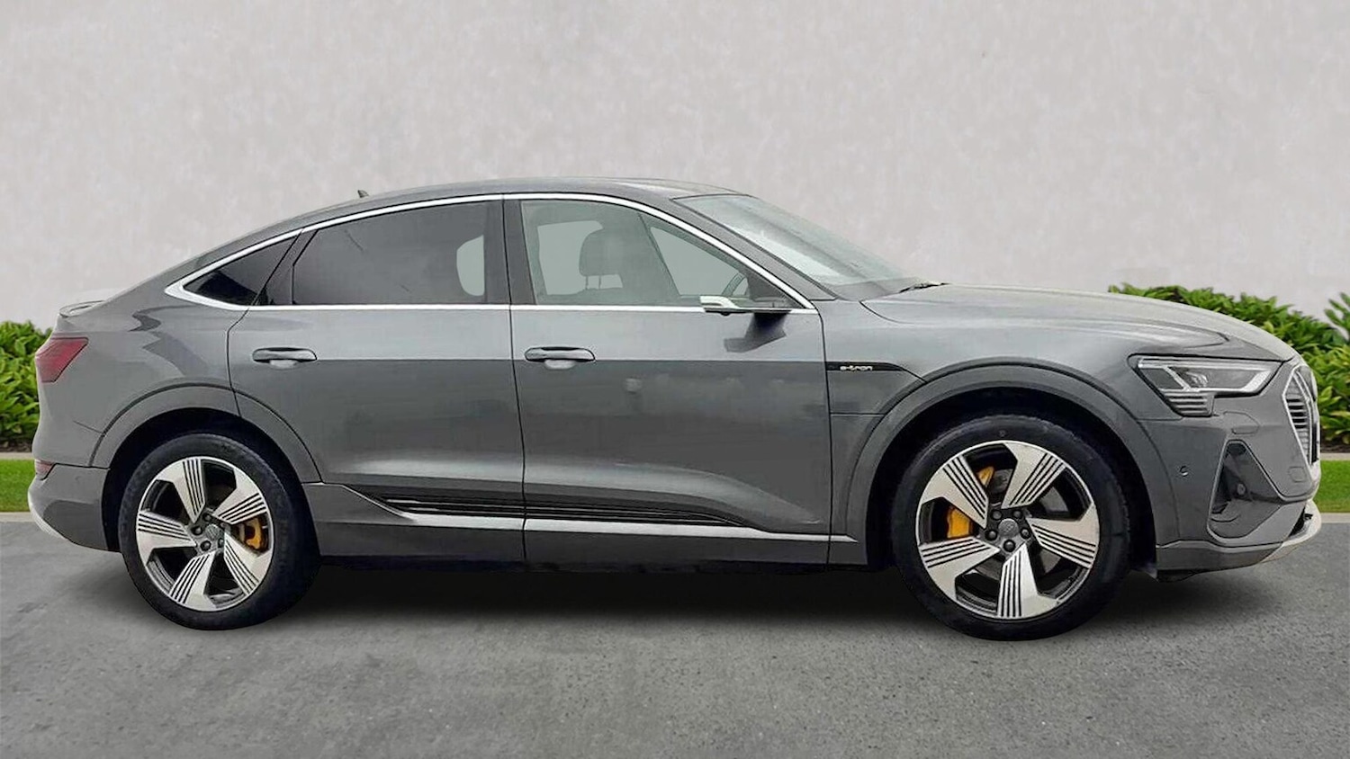 Used Audi e-tron 2021 for sale - 76794875: Photo 3