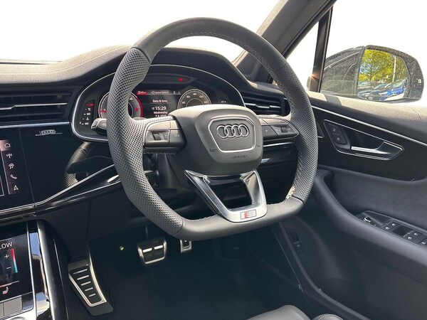 Used Audi Q7 2025 for sale - 76299414: Photo 15