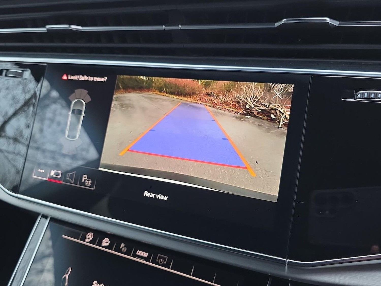 Used Audi Q8 2022 for sale - 77901667: Photo 23