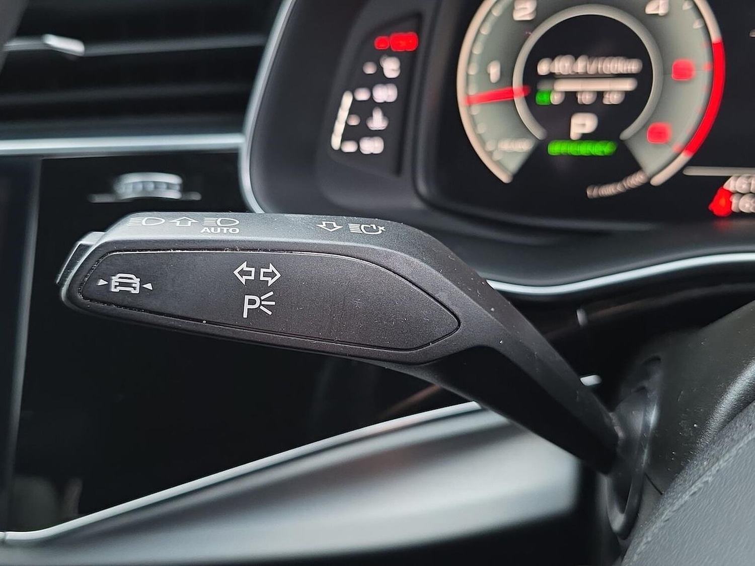 Used Audi Q8 2022 for sale - 77901667: Photo 29