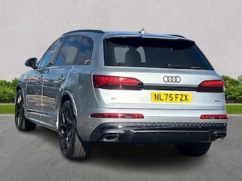 Used Audi Q7 2025 for sale - 79380105: Photo