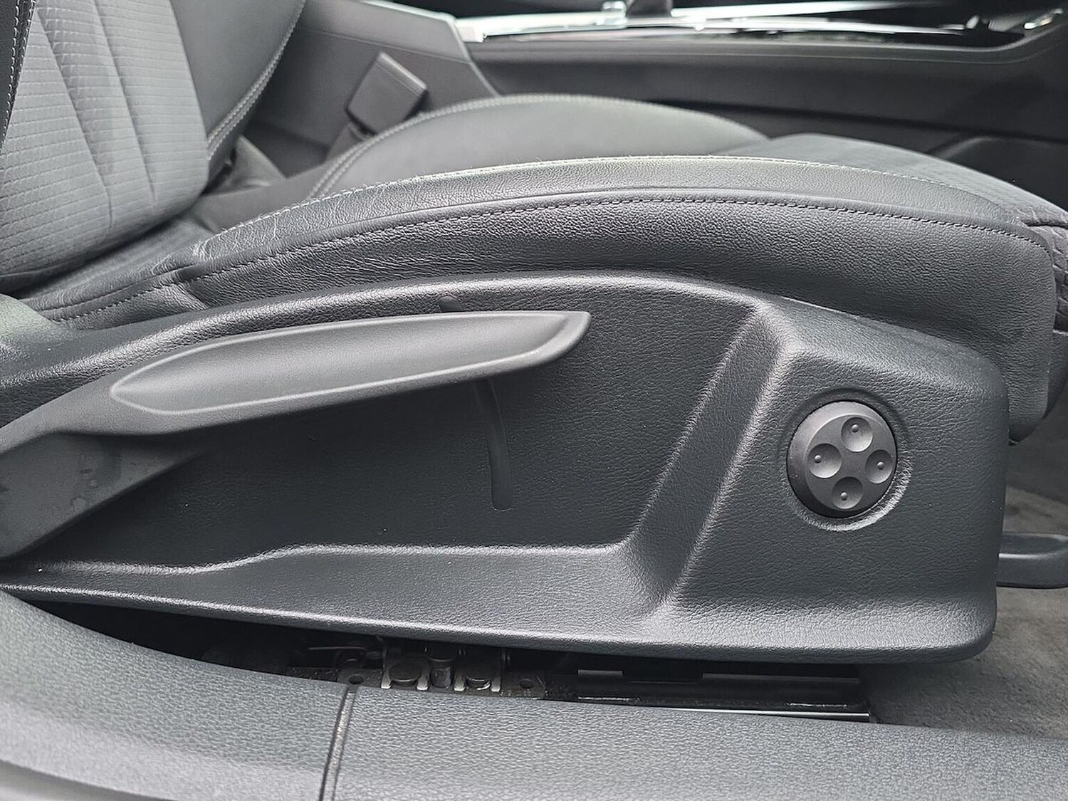 Used Audi A4 2023 for sale - 76571050: Photo 30