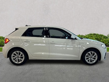Used Audi A1 2024 for sale - 76187109: Photo 3