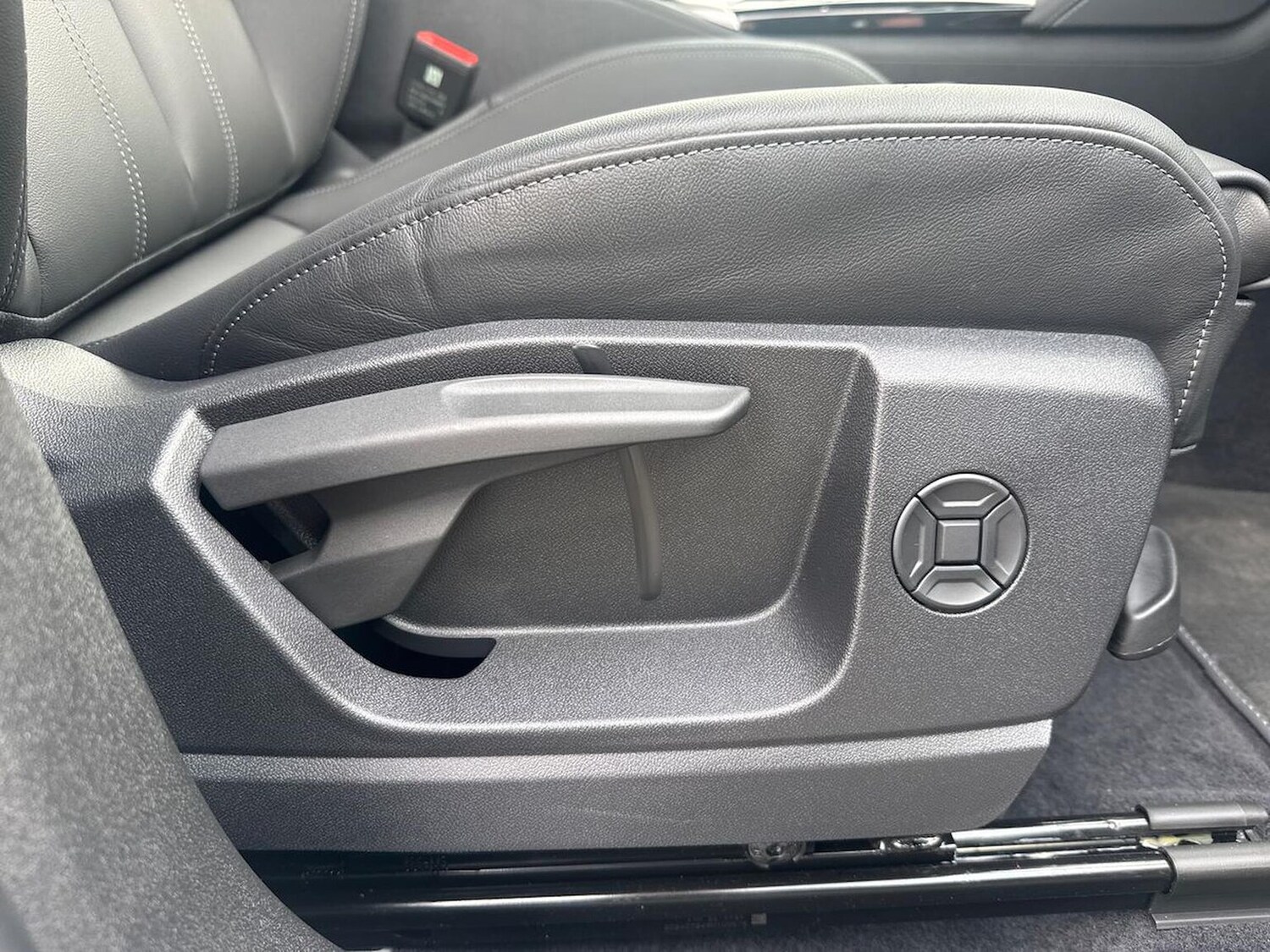 Used Audi Q5 2025 for sale - 76477308: Photo 30