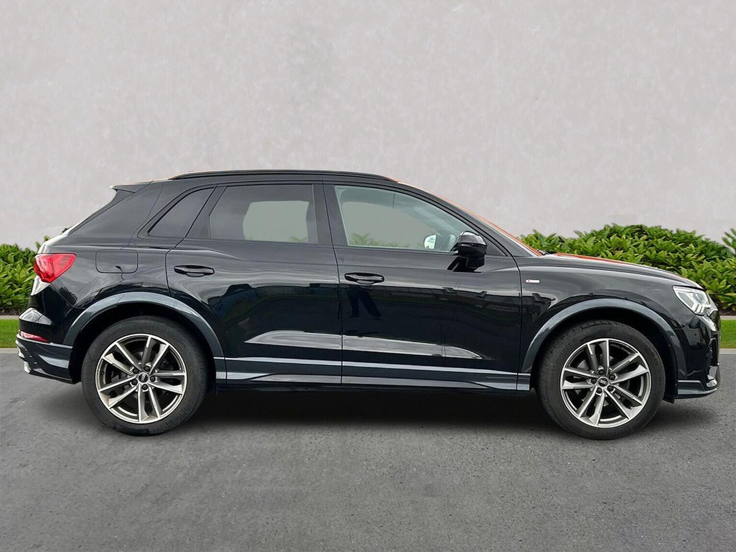 Used Audi Q3 2022 for sale - 76198384: Photo 3