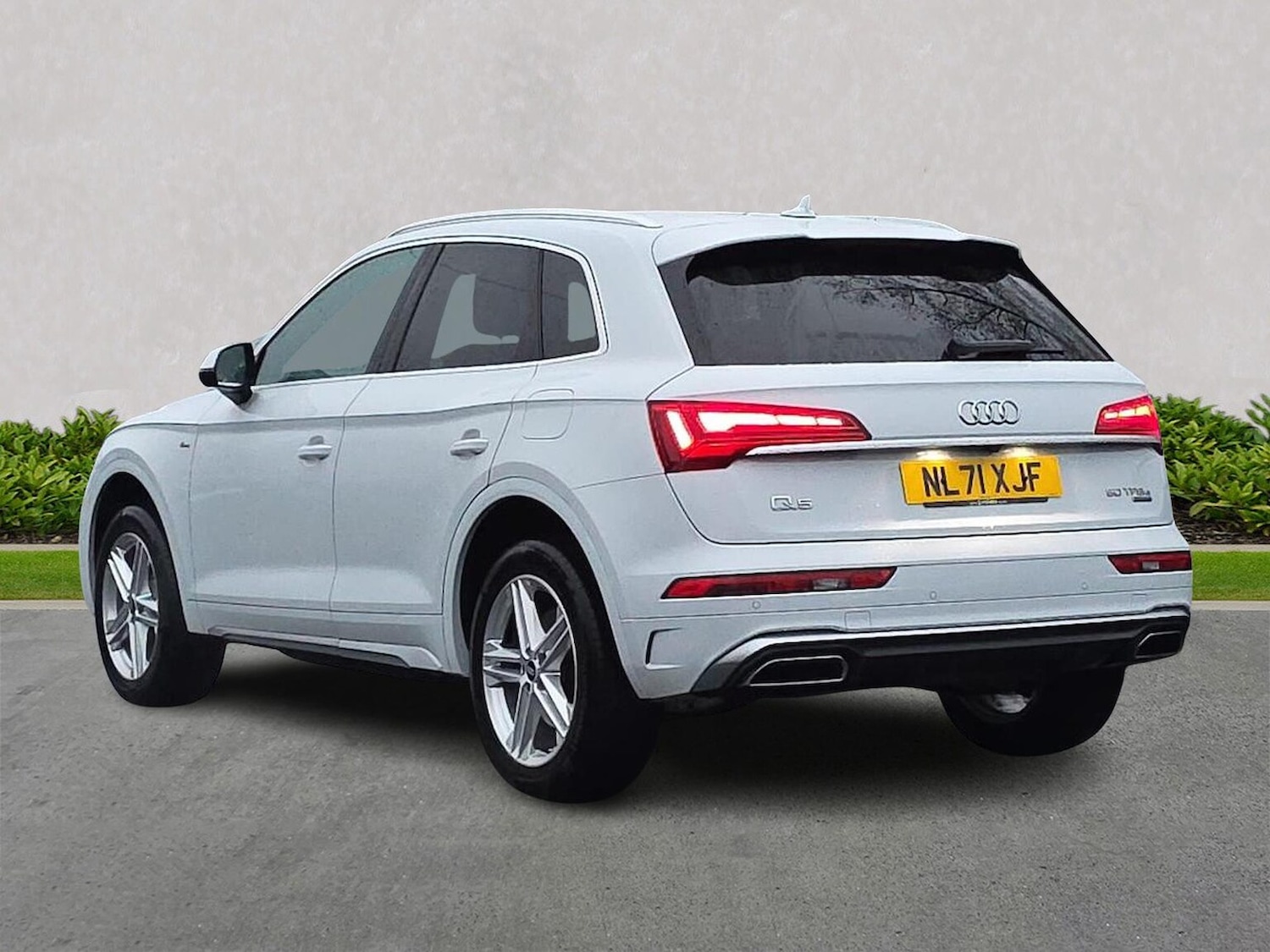 Used Audi Q5 2021 for sale - 76931640: Photo 2