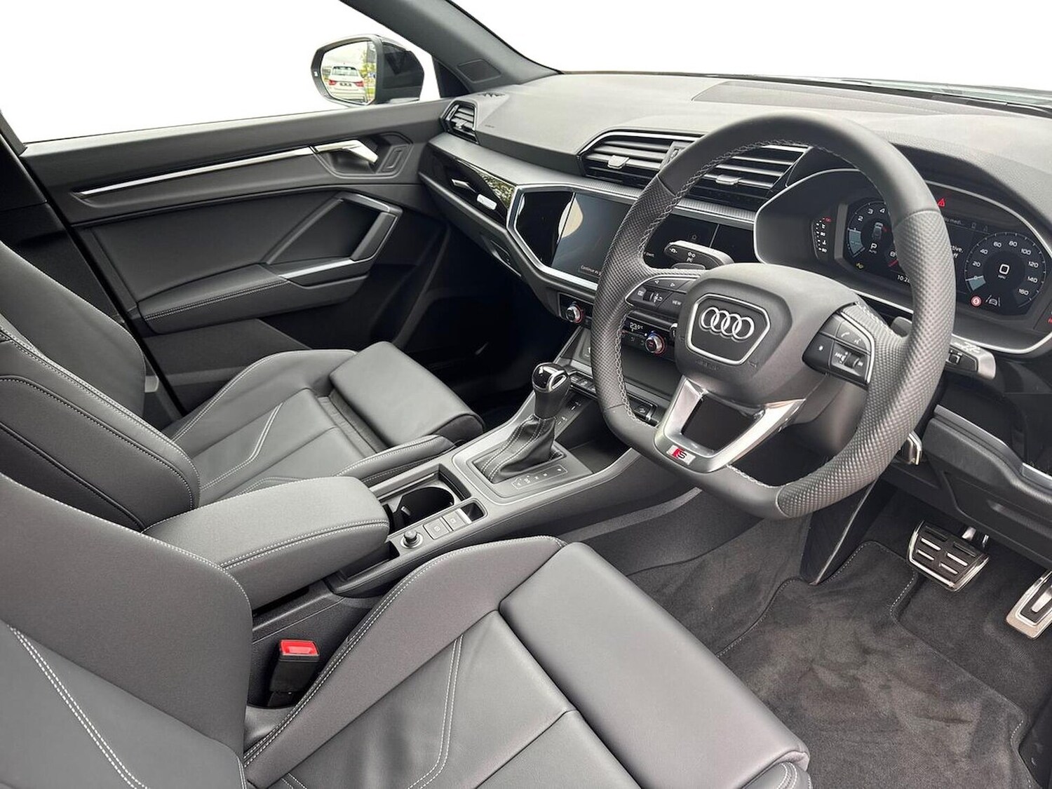 Used Audi Q3 2025 for sale - 76102494: Photo 15