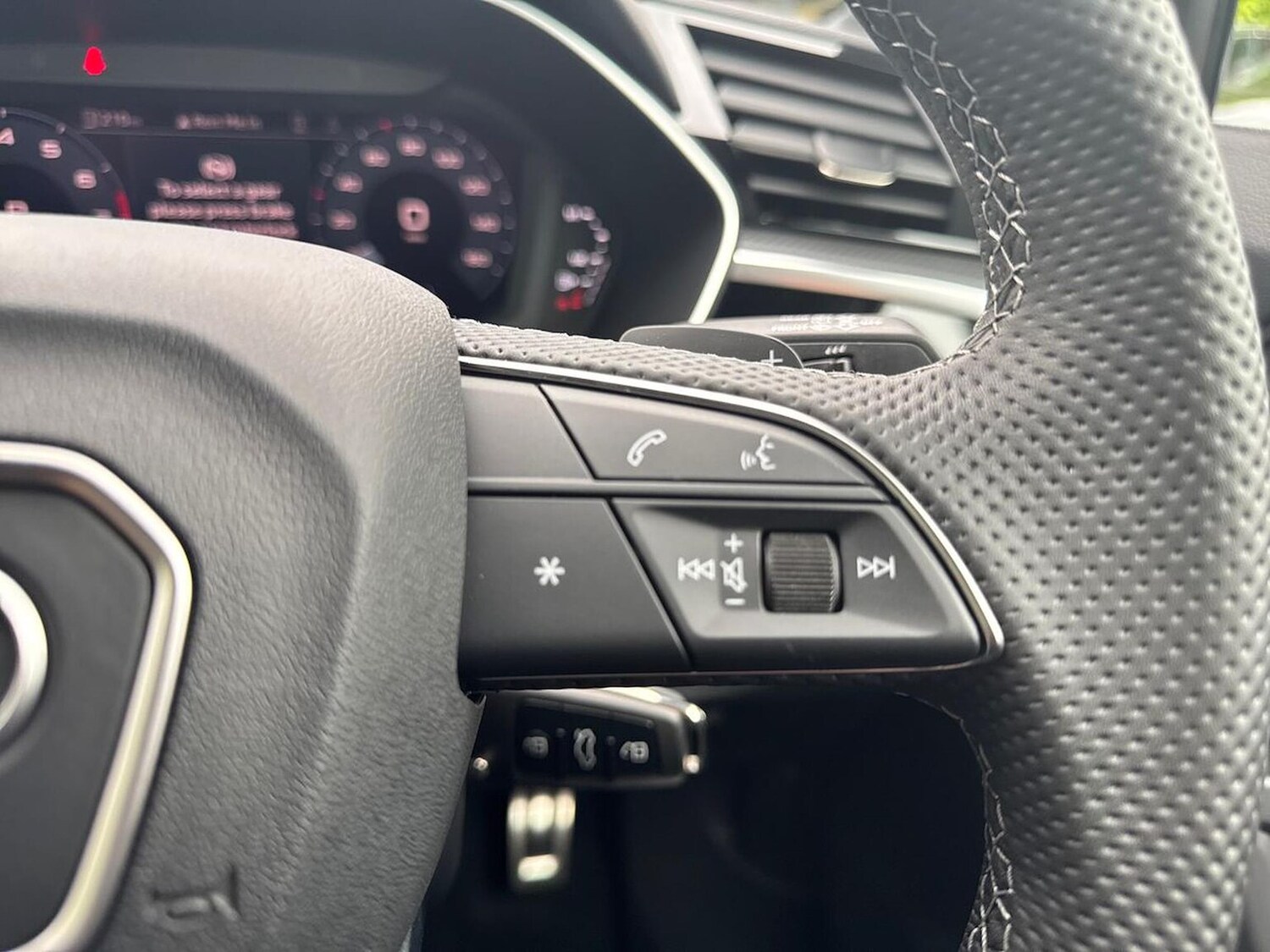 Used Audi Q3 2025 for sale - 76102494: Photo 26