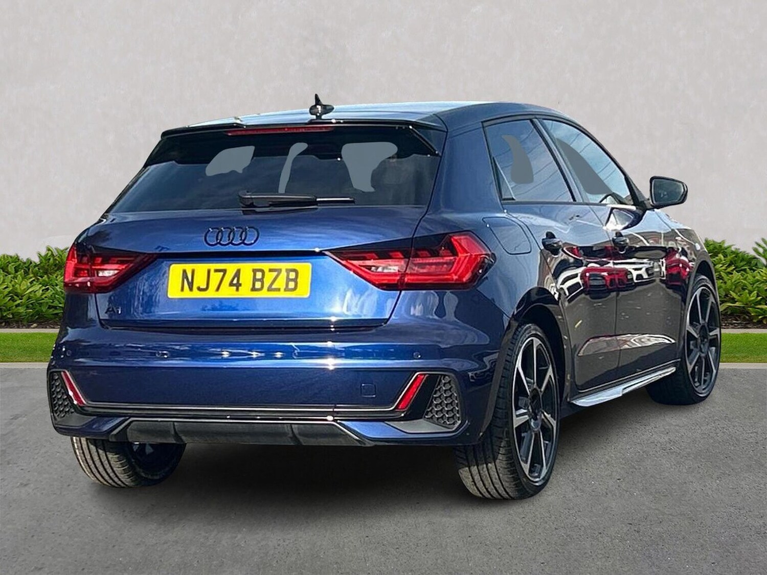 Used Audi A1 2024 for sale - 76225146: Photo 2