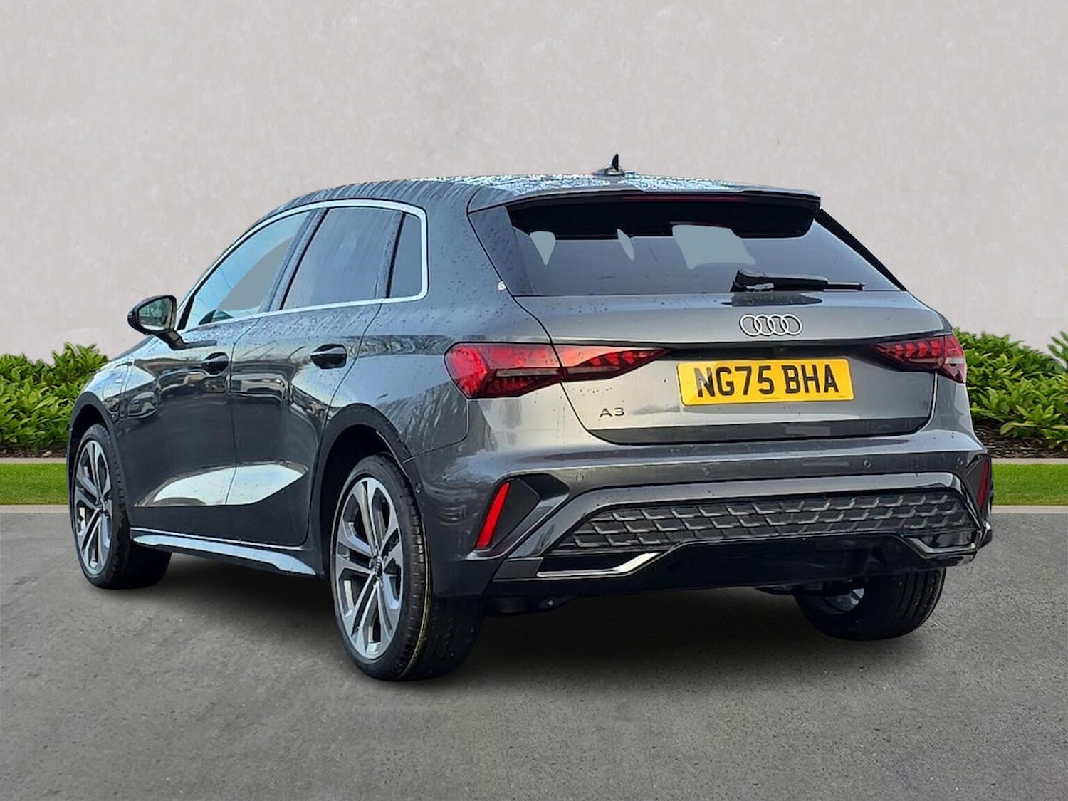 Used Audi A3 2025 for sale - 77643863: Photo 2