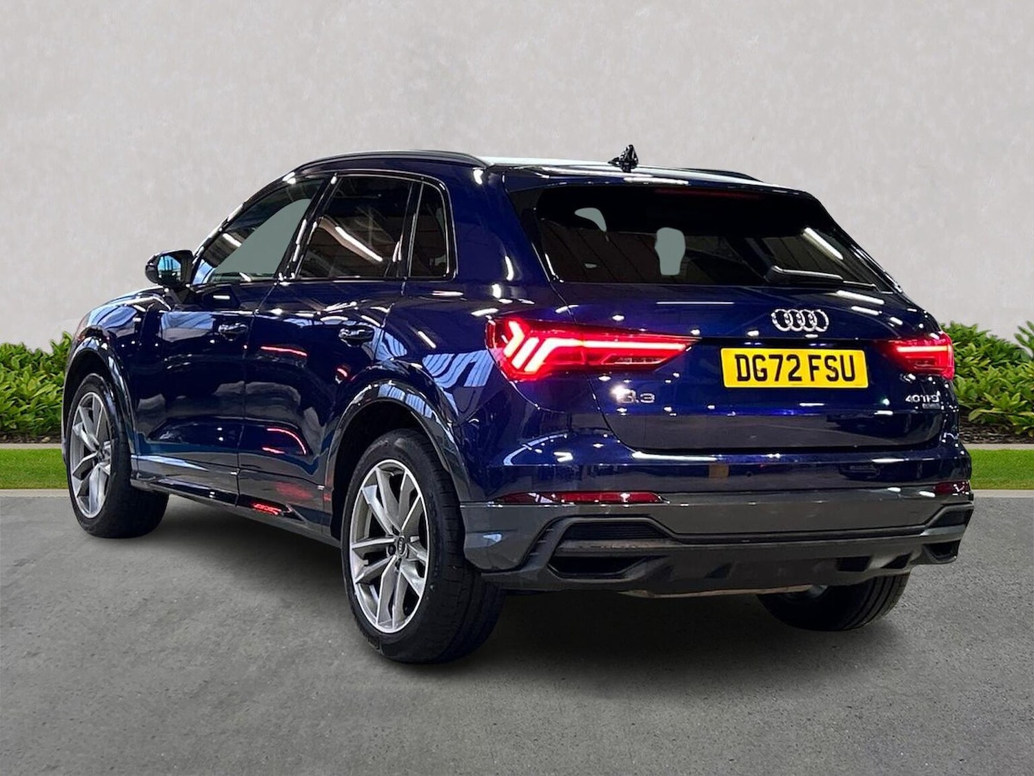 Used Audi Q3 2022 for sale - 77813370: Photo 2