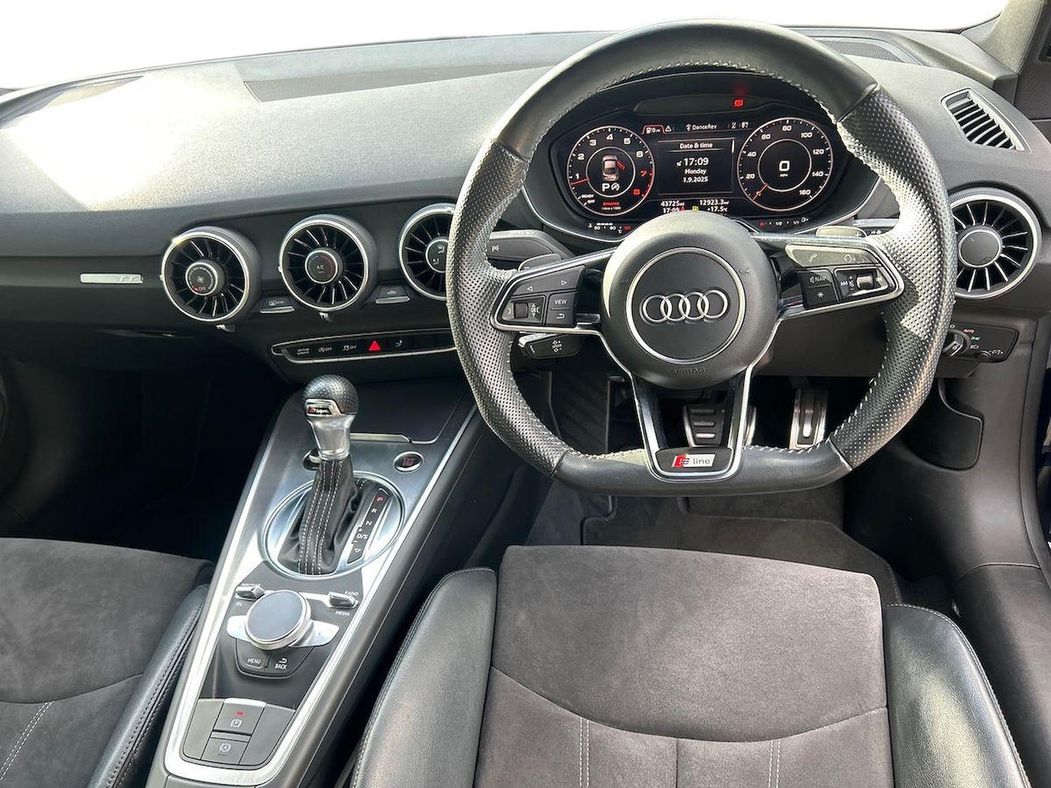 Used Audi TT 2018 for sale - 76127234: Photo 9