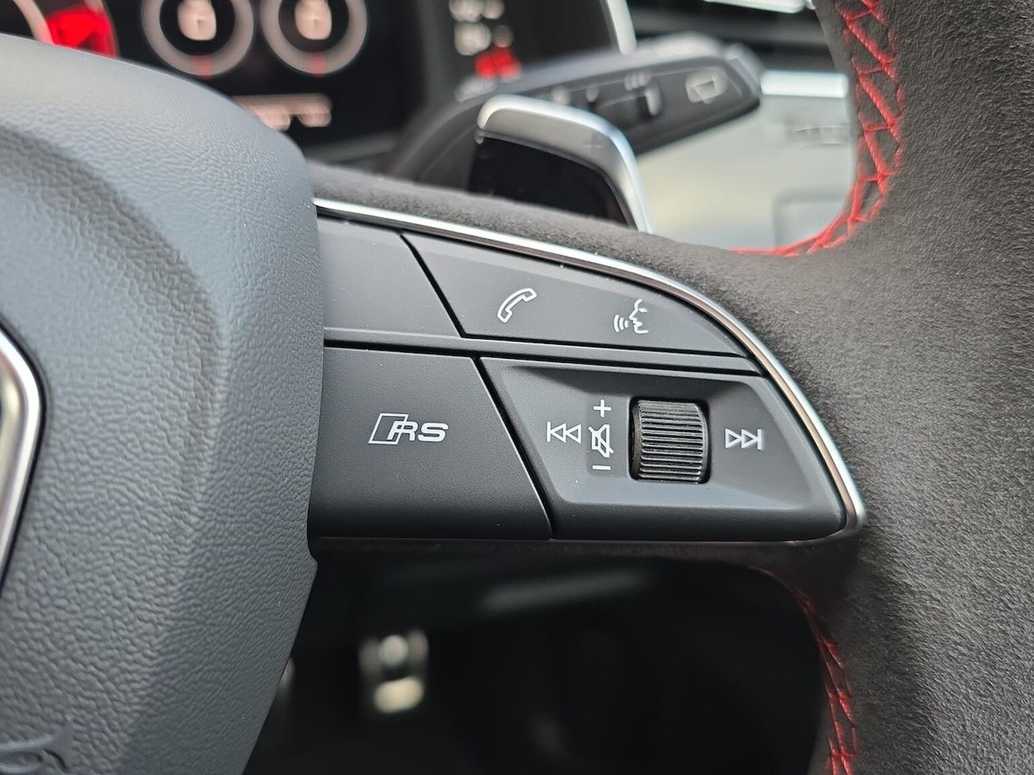 Used Audi RS Q8 2025 for sale - 76748415: Photo 26