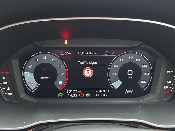 Used Audi Q3 2022 for sale - 76324602: Photo 10
