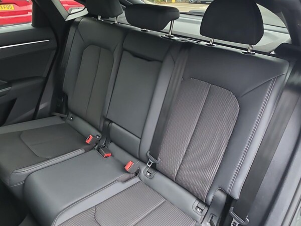 Used Audi Q3 2022 for sale - 76324602: Photo 16